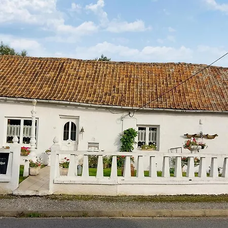 2 Bedroom Lovely In Casa vacanze