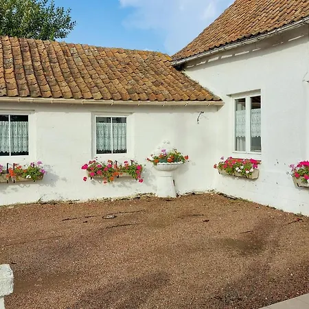 2 Bedroom Lovely In Dom wakacyjny