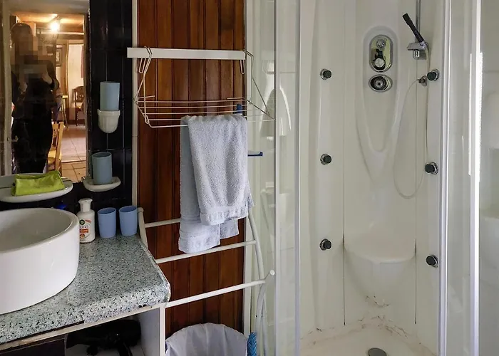 2 Bedroom Lovely In Longvilliers (Pas-de-Calais)