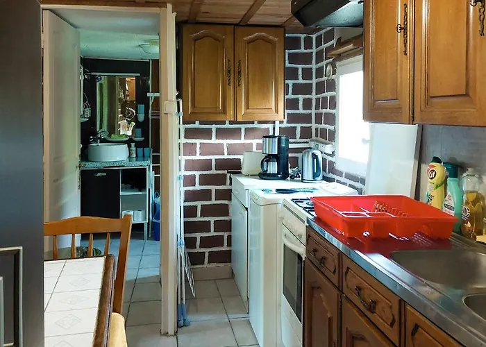 2 Bedroom Lovely In بيت للعطل Longvilliers (Pas-de-Calais)